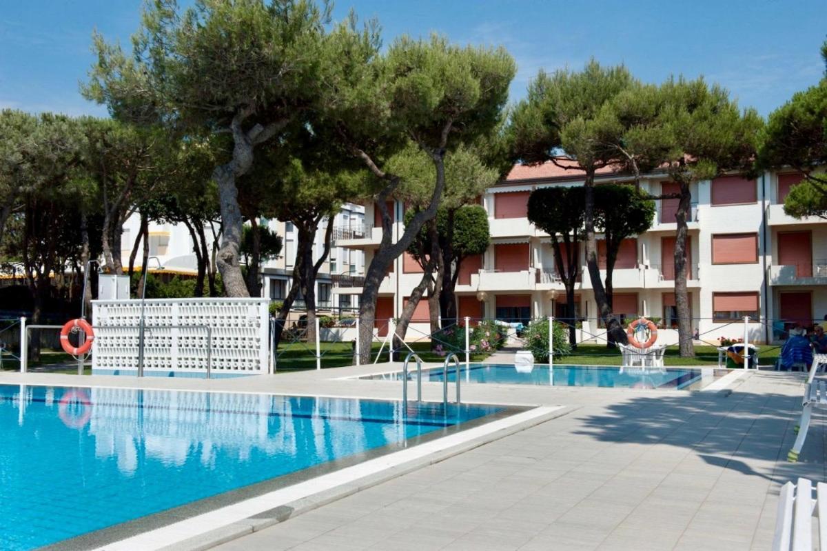 Park Residence 1 - Home Immobiliare Lido di Jesolo Bagian luar foto
