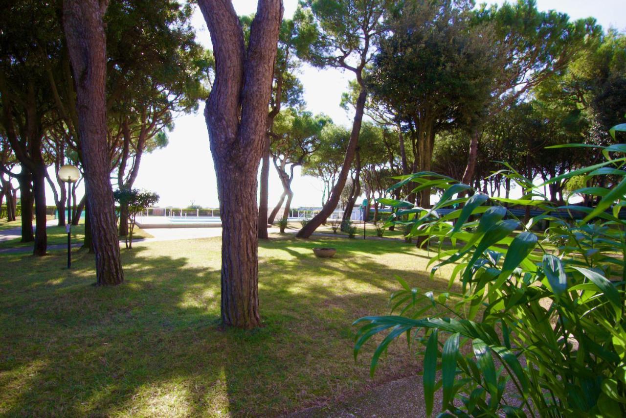 Park Residence 1 - Home Immobiliare Lido di Jesolo Bagian luar foto
